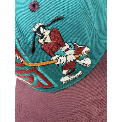 Vintage NWT Goofy Hockey Disney Hat Snapback Goofys Hat Co. Ice Skate Cap Mickey