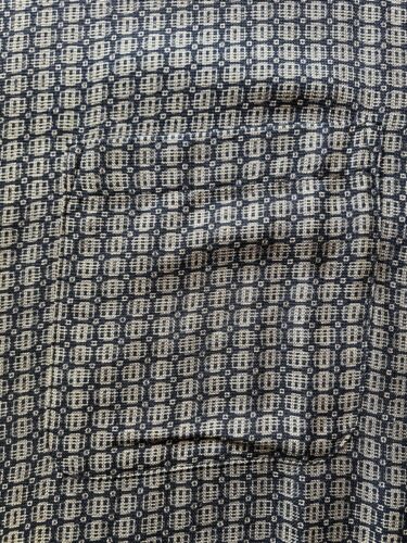 Perry Ellis 100% Silk Shirt Men’s Size L Geometric Long Sleeves Brown Collarless