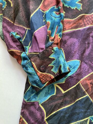 Stunt Collections 100% Silk Womens Button Up Shirt Abstract Art Size M