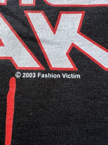 Y2K nEW Anime Freak 2003 Fashion Victim Mens M Faded Spell Out T-Shirt Black