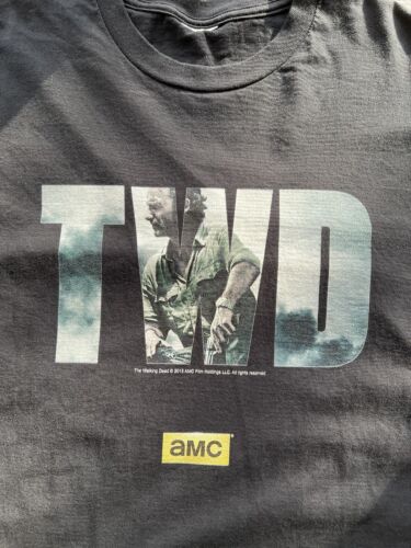 THE WALKING DEAD AMC L TWD Typography Rick 2015 SS Shirt Mens L  TV Promo