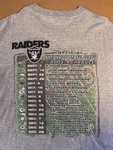 2003 Oakland Raiders Schedule Tshirt Crewneck RARE  Mens Gray Tee