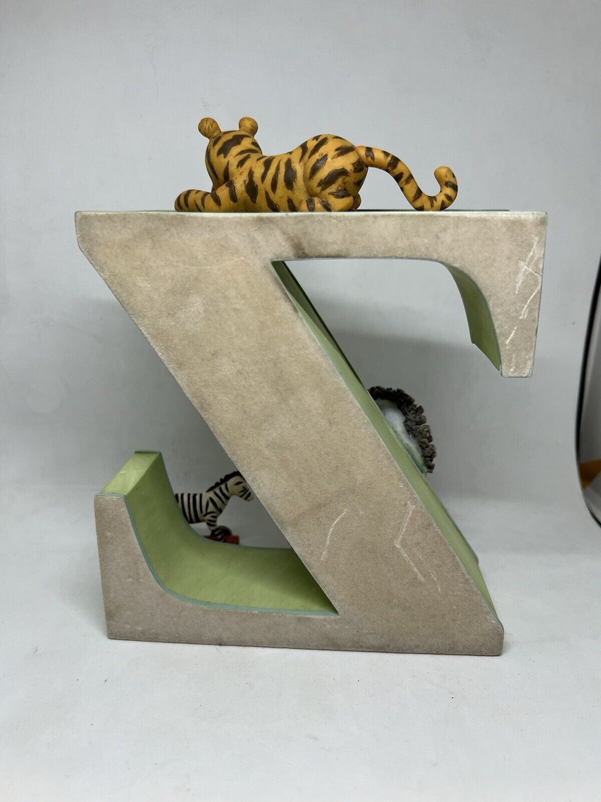 Quality Bookends Disney’s Winnie the Pooh "A" to "Z" Large Michel & Co. Sturdy