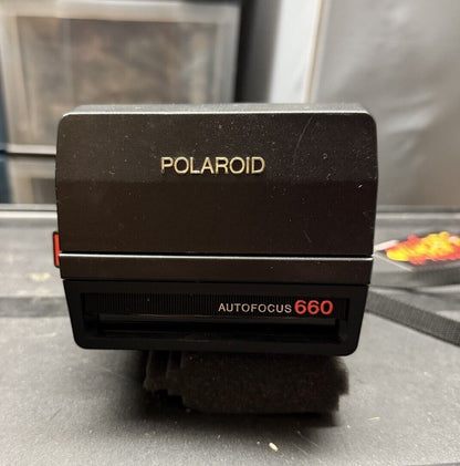 Polaroid Sun 600 Land Camera Autofocus 660 Instant Film Camera Untested Retro