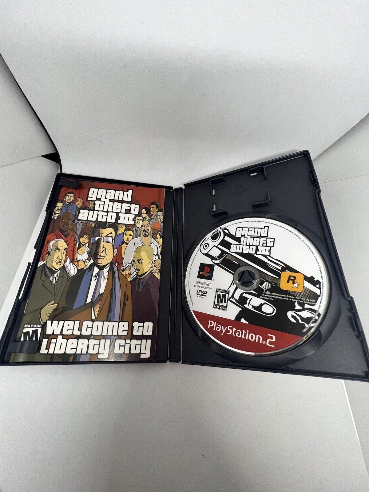 Grand Theft Auto III Sony PlayStation 2 PS2 w/MANUAL