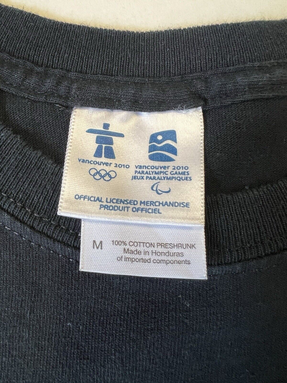 Vintage 2010 Vancouver Olympics Canada Shirt Size Adult Medium Official License