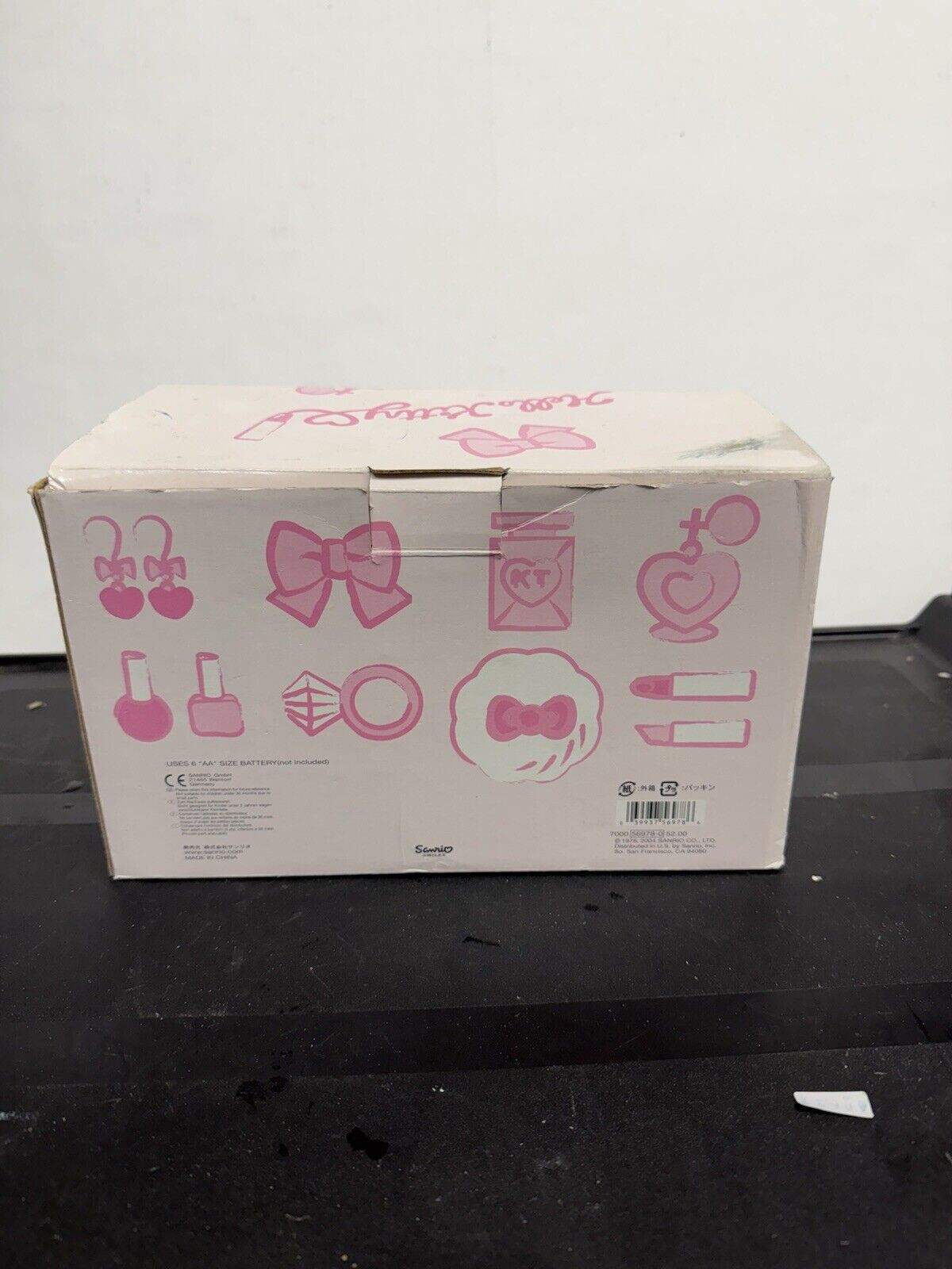 2004 Hello Kitty Portable CD Boombox Cassette Player AM/FM Radio Box Parts Works