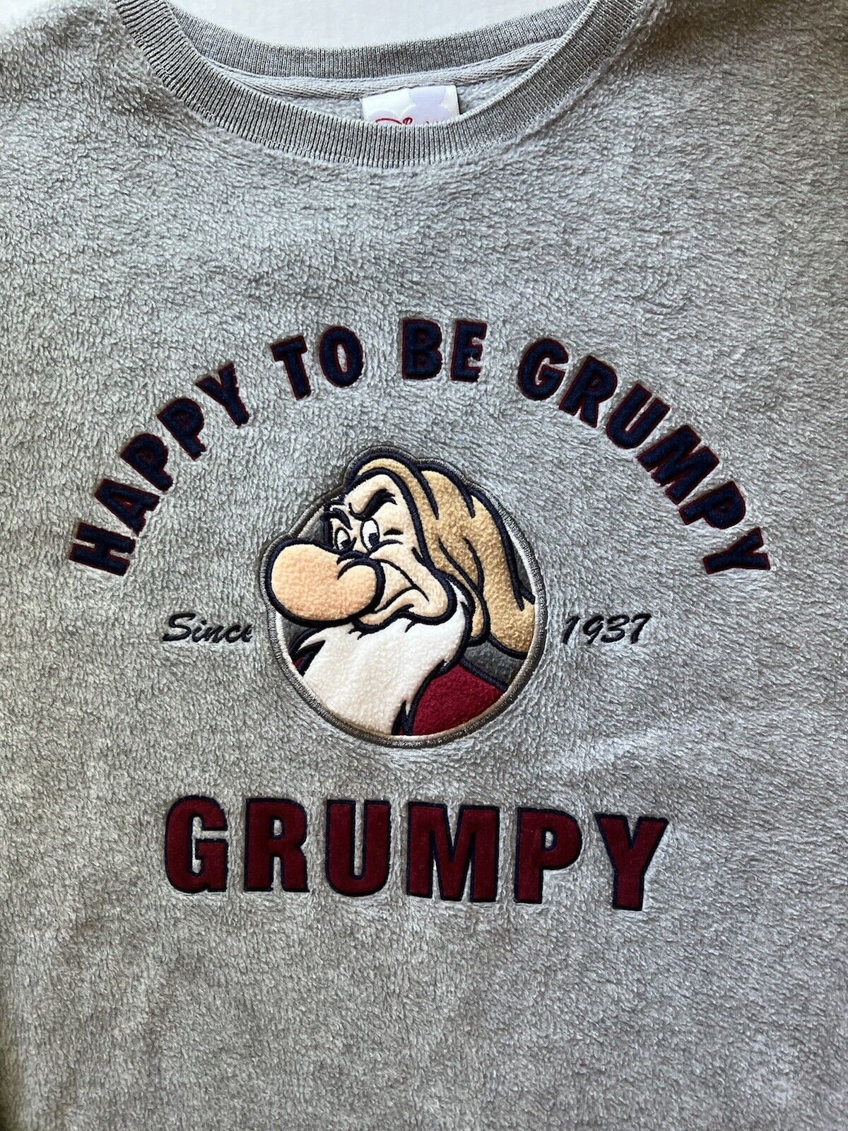 Disney Store "GRUMPY" Men xLarge Gray Polyester Fleece Sweatshirt Embroidered