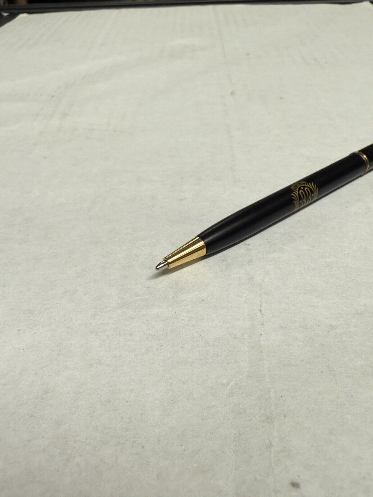 Club 33 Disney Set Of Disneyland Pen Ballpoint Retired Logo Black Gold Disneyana