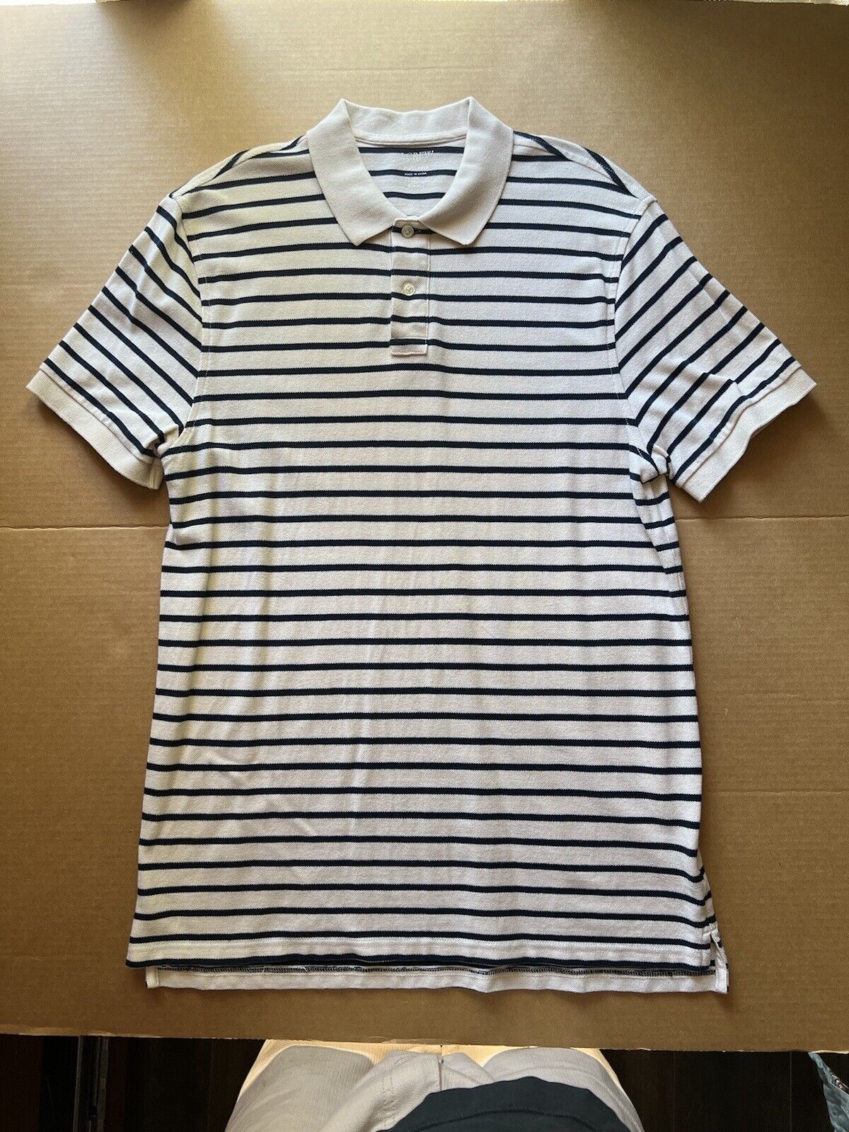 J. Crew Stripe Pique Polo, Mens size Large White And Blue. Clean. Summer Shirt