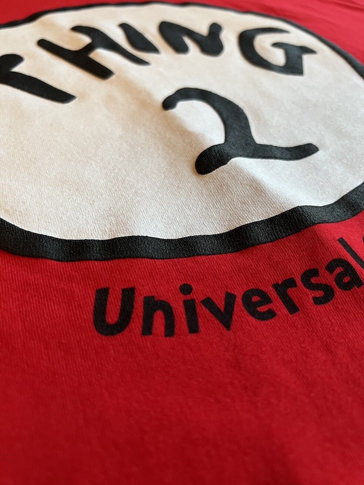 Dr. Seuss Universal Studios Red T Shirt Thing 2 Size Large NWT!