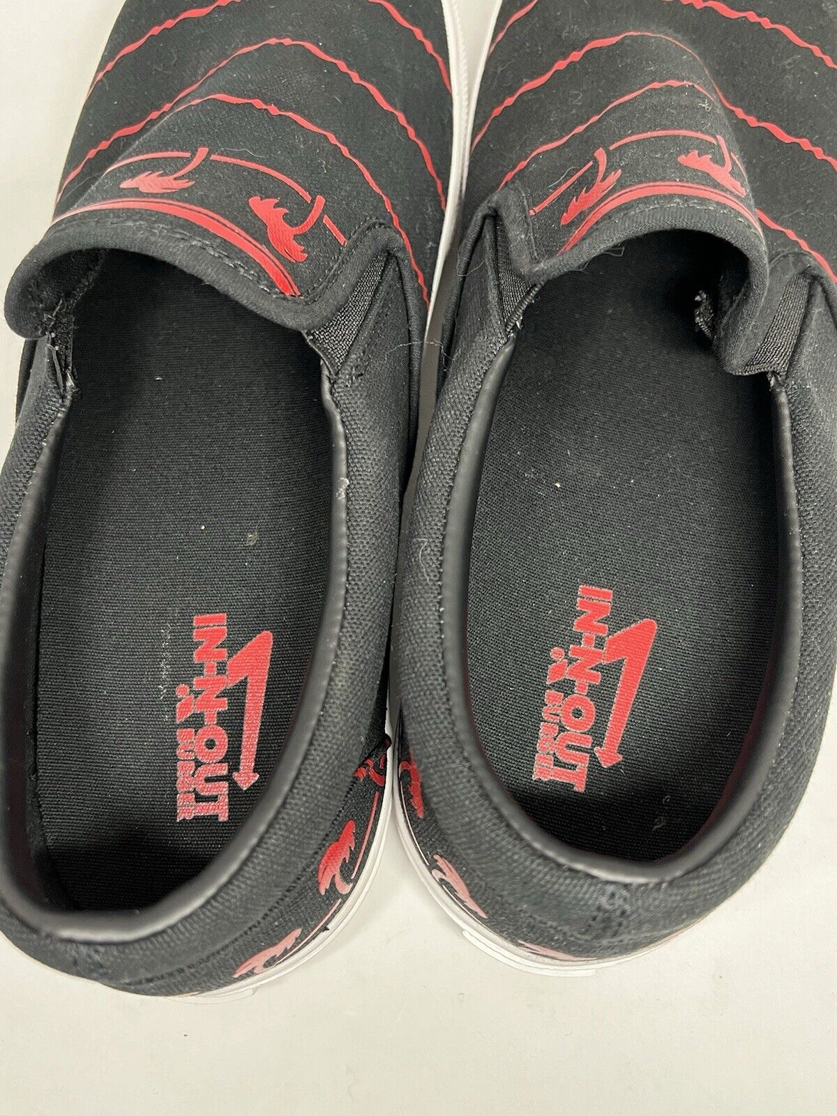 In-N-Out Burger Drink Cup Red And Black Shoe California Slip On Men’s Size 11