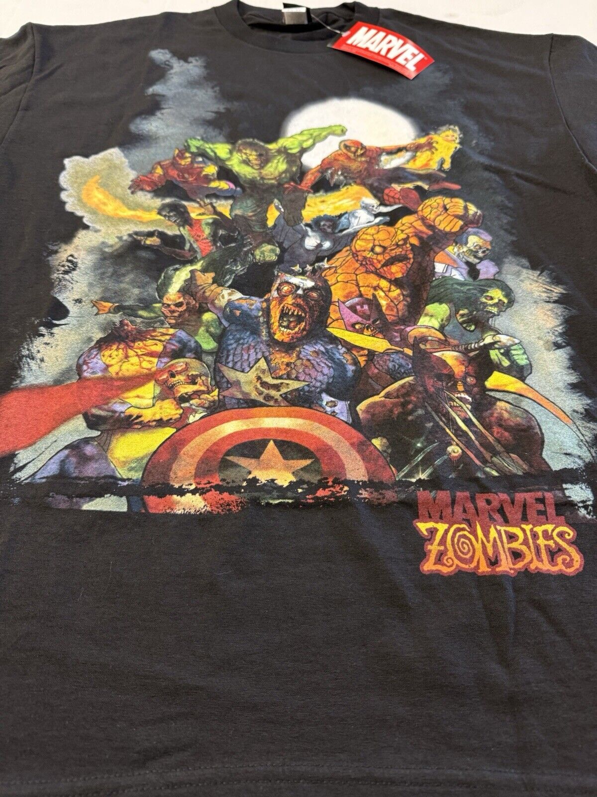 NWT 2007 MAD ENGINE Marvel Zombie Avengers Shirt MENS Zombie Superhero Crewneck