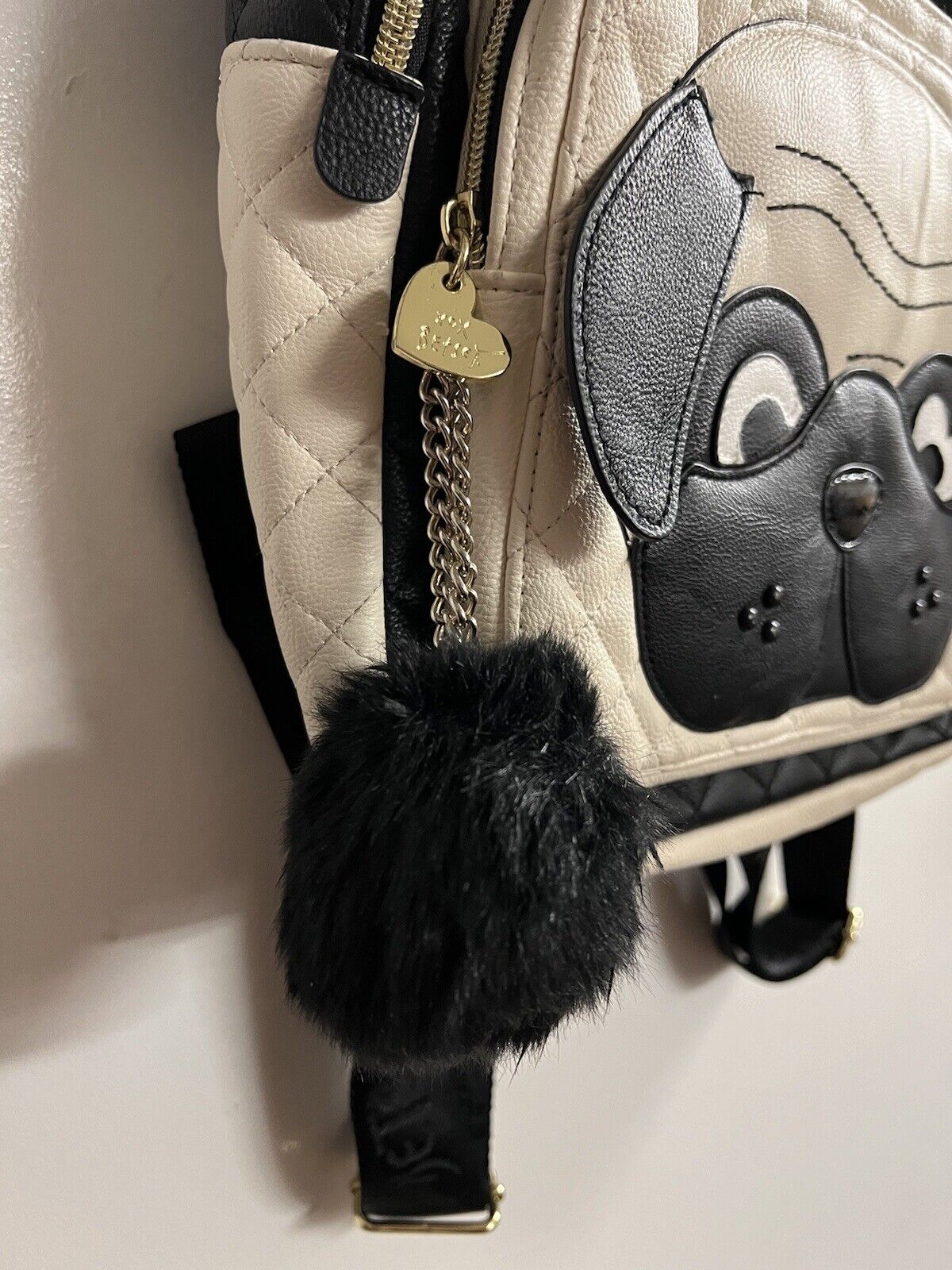 Betsey Johnson Pug Dog Quilted White And Black Faux Leather Backpack W Ball 