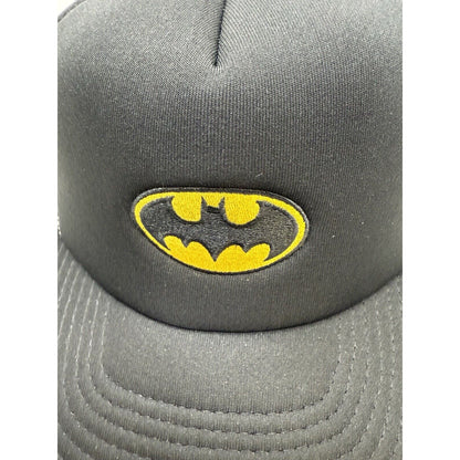 Vintage Batman Trucker BLACK & WHITE MESH SNAPBACK CAP HAT Foam NWT Superhero